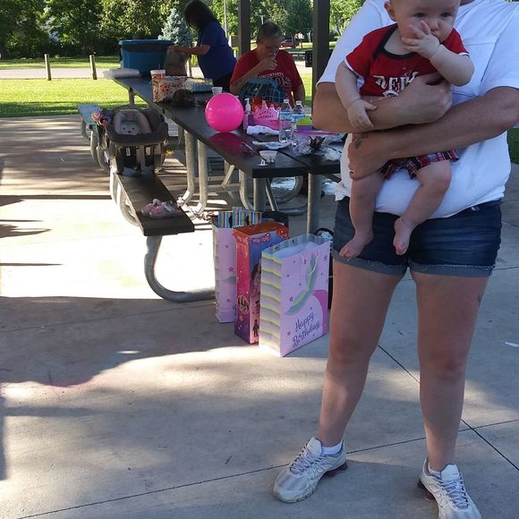 Meet your Posher, Chapin - Picture 1 of 1